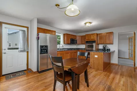 5505 Salma St, Plainfield, IL 60586 photo 3