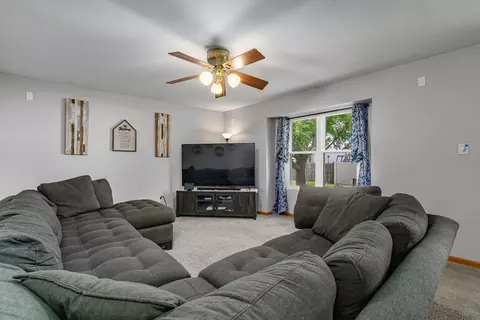 5505 Salma St, Plainfield, IL 60586 photo 17
