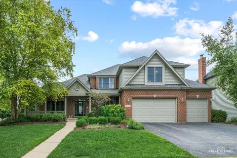 40 W313 Carl Sandburg Rd, Saint Charles, IL 60175
