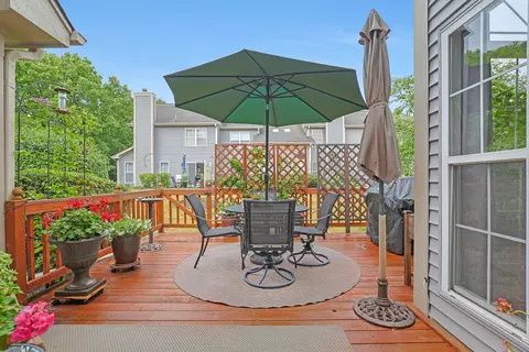 874 Dandridge Ct, Elgin, IL 60120 photo 27