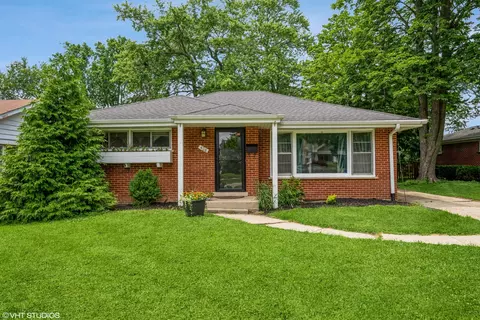 408 S Emerson St, Mount Prospect, IL 60056