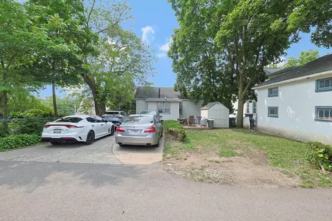 Exterior - 392 Plum Ct, Elgin, IL 60120 photo 2 of 3