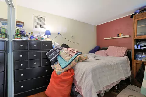 Bedroom - 392 Plum Ct, Elgin, IL 60120 photo 3 of 3