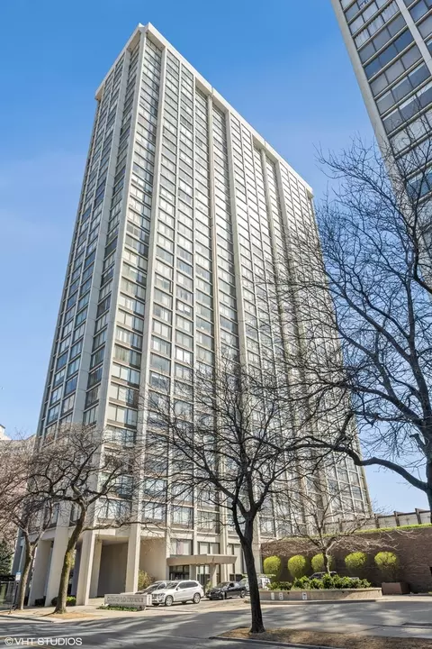 5455 N Sheridan Rd #1006, Chicago, IL 60640