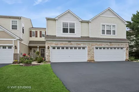 6769 Slate Dr, Carpentersville, IL 60110
