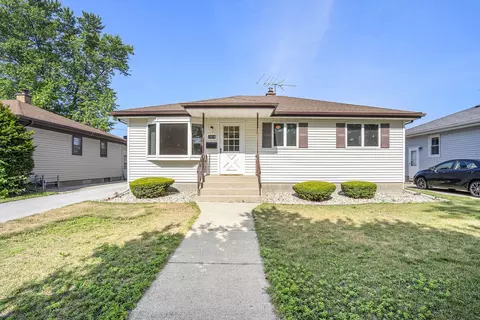 18518 Glen Oak Ave, Lansing, IL 60438