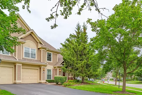 1266 Old Mill Ln, Elk Grove Village, IL 60007