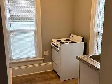 Kitchen - 227 S Washington Ave, Kankakee, IL 60901 photo 3 of 3