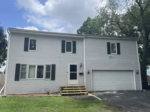 921 Hancock St, Belvidere, IL 61008