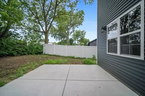 Exterior - 2802 Steppe Ln, Bloomington, IL 61705 photo 3 of 7