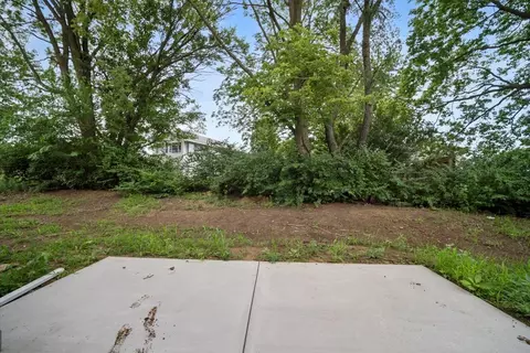 Exterior - 2802 Steppe Ln, Bloomington, IL 61705 photo 6 of 7