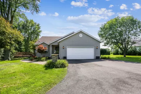 605 1st Ave, Mendota, IL 61342