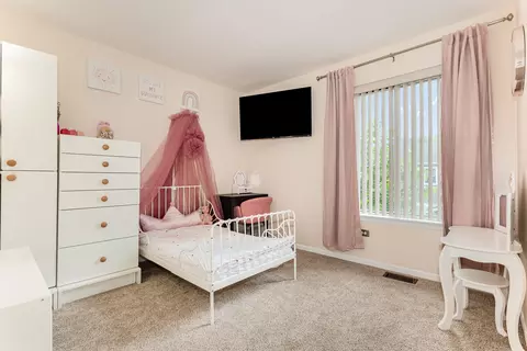 Bedroom - 700 Lilac Dr, Algonquin, IL 60102 photo 3 of 4