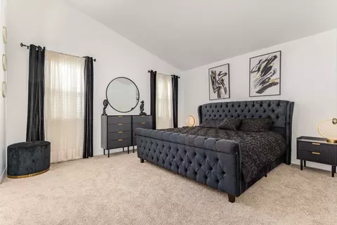Bedroom - 700 Lilac Dr, Algonquin, IL 60102 photo 1 of 4