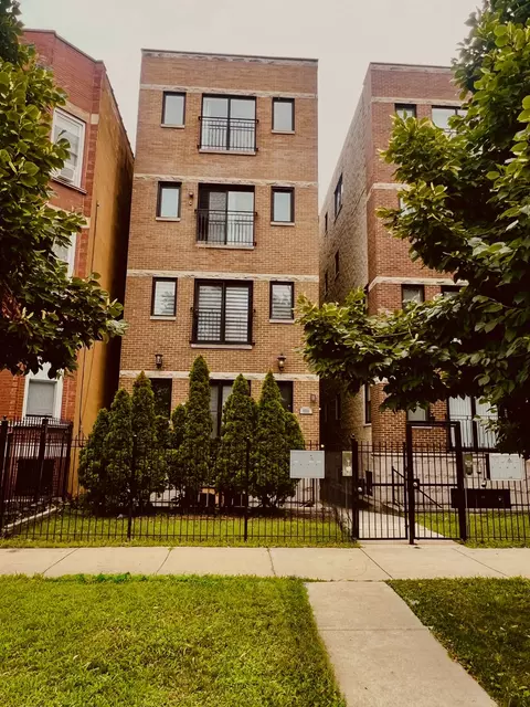 4931 S Prairie Ave #2, Chicago, IL 60615