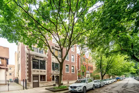 6829 N Lakewood Ave #3, Chicago, IL 60626