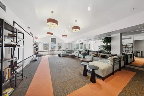 Living - 40 E 9th St #802, Chicago, IL 60605 photo 3 of 3