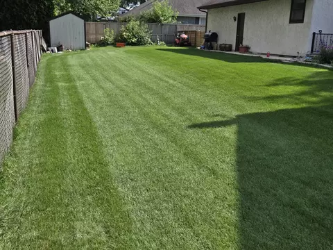 Exterior - 219 Brookside Dr, Elgin, IL 60123 photo 6 of 12