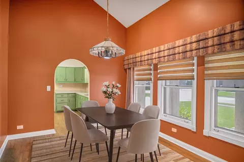 Dining - 219 Brookside Dr, Elgin, IL 60123 photo 2 of 2