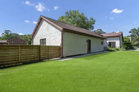 Exterior - 219 Brookside Dr, Elgin, IL 60123 photo 9 of 12