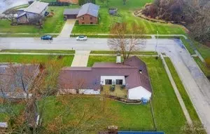 View/Area - 219 Brookside Dr, Elgin, IL 60123 photo 3 of 4