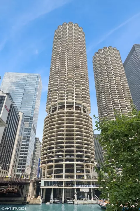300 N State St #2410, Chicago, IL 60654