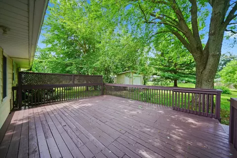 Exterior - 3009 Mary Ln, Mchenry, IL 60050 photo 7 of 8