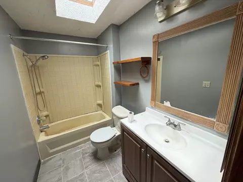 12 Drake Ln, Beecher, IL 60401 photo 8