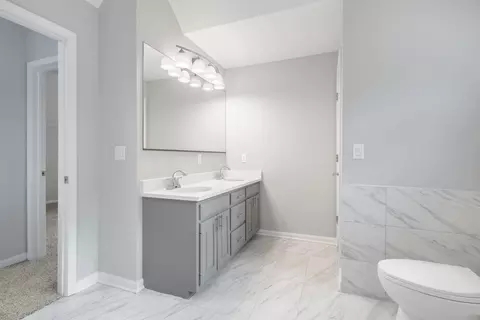 Bath - 16120 S Lawrence St, Plainfield, IL 60544 photo 1 of 3