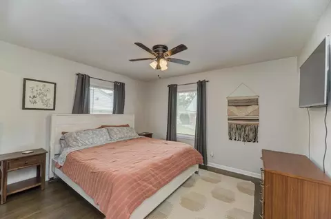 Bedroom - 202 Willard Ave, Ottawa, IL 61350 photo 1 of 4
