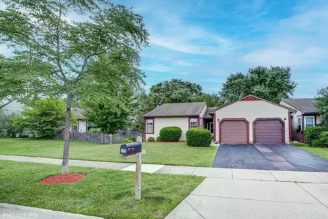 505 Lyon Dr, Buffalo Grove, IL 60089