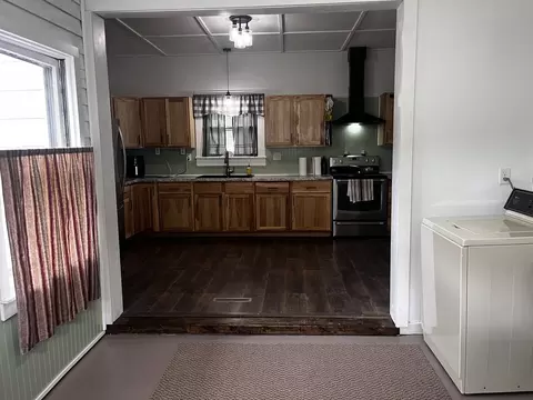 Kitchen - 201 E Morris St, Morrison, IL 61270 photo 3 of 3