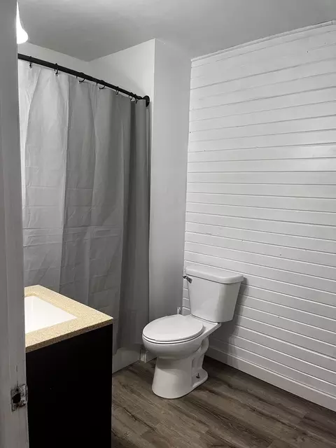Bath - 201 E Morris St, Morrison, IL 61270 photo 1 of 4