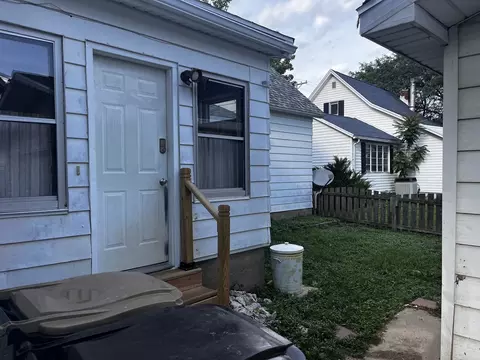 Exterior - 201 E Morris St, Morrison, IL 61270 photo 5 of 5