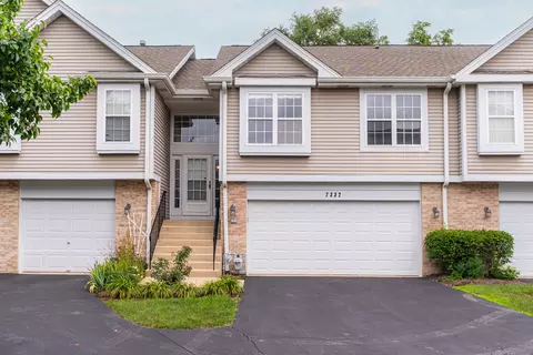 2332 Old George Way, Downers Grove, IL 60515