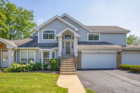 9521 Georgetown Ln, Crystal Lake, IL 60014