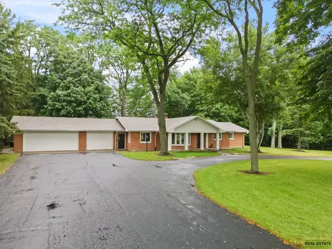 8019 S Malta Rd, Dekalb, IL 60115
