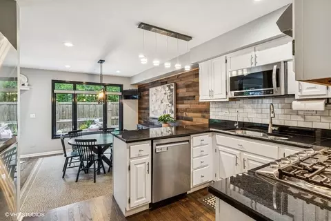 Kitchen - 1622 Glenview Rd, Glenview, IL 60025 photo 1 of 1