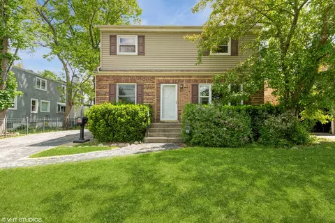235 S Warrington Rd, Des Plaines, IL 60016