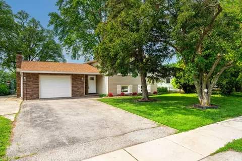 337 E Briarcliff Rd, Bolingbrook, IL 60440