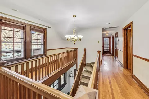 Entry Way - 7102 Riverside Dr, Berwyn, IL 60402 photo 5 of 8