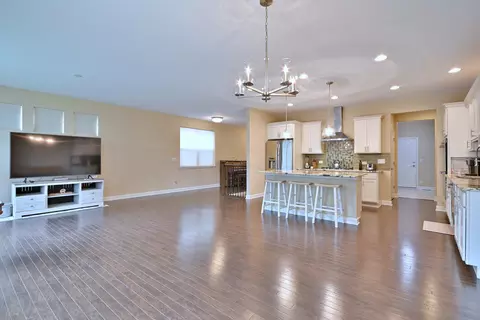 Other - 222 N Sunset Ln, Addison, IL 60101 photo 3 of 5