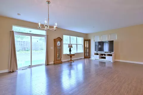 Living - 222 N Sunset Ln, Addison, IL 60101 photo 1 of 3