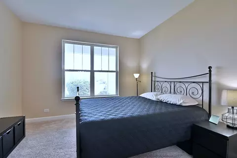 Bedroom - 222 N Sunset Ln, Addison, IL 60101 photo 1 of 5