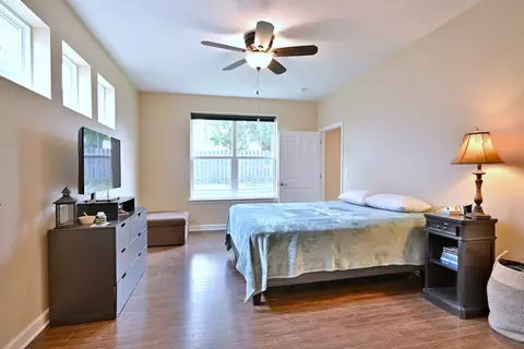 Bedroom - 222 N Sunset Ln, Addison, IL 60101 photo 5 of 5