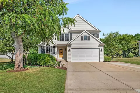 Exterior - 570 Logue Cir, Seneca, IL 61360 photo 2 of 7