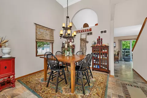 Dining - 570 Logue Cir, Seneca, IL 61360 photo 1 of 1