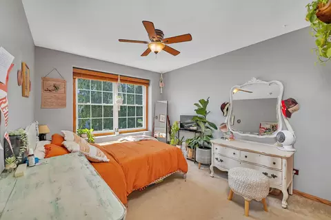 Bedroom - 570 Logue Cir, Seneca, IL 61360 photo 3 of 6
