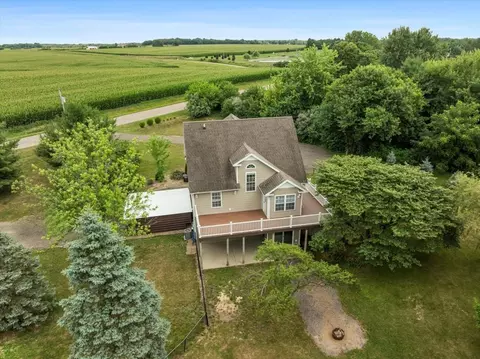 View/Area - 561 County Road 2000 E, Secor, IL 61771 photo 3 of 5