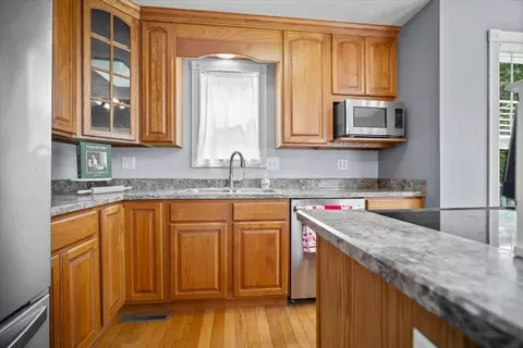 Kitchen - 561 County Road 2000 E, Secor, IL 61771 photo 1 of 2